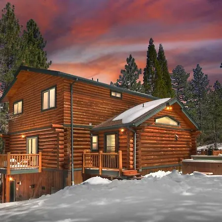 Newly Mountain Bear Chalet Near Snow Summit